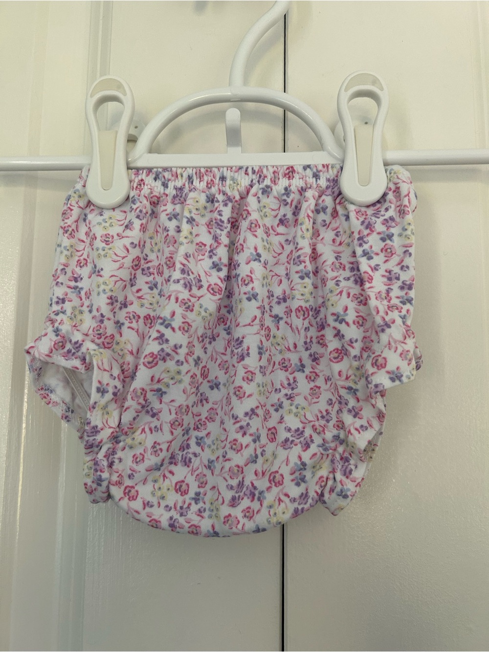 Kissy Kissy baby girl 3-6 month Pima cotton floral ruffle bloomers